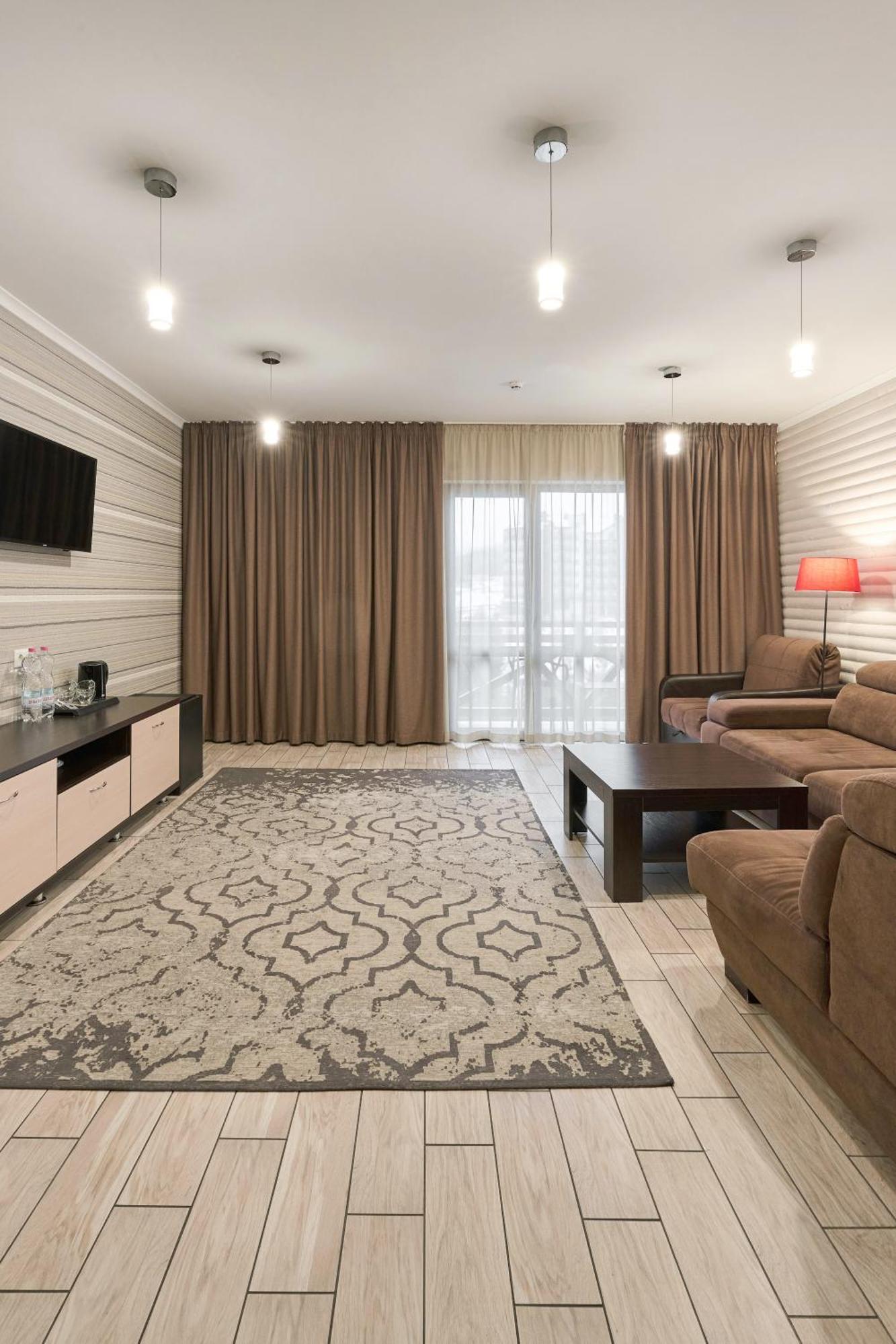Zaporizʹka Sich Hotel Буковел Екстериор снимка