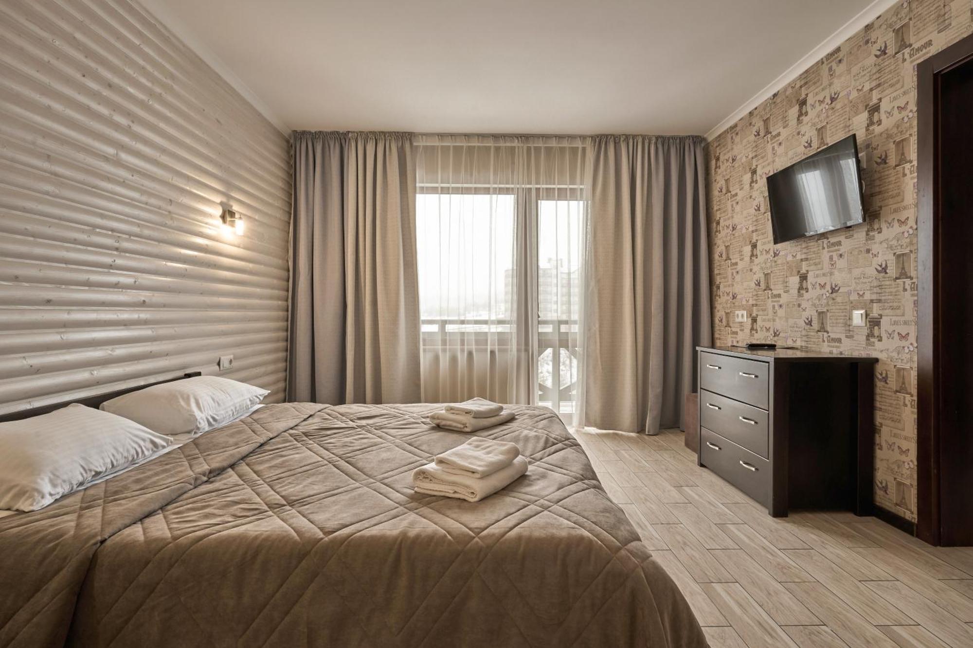 Zaporizʹka Sich Hotel Буковел Екстериор снимка