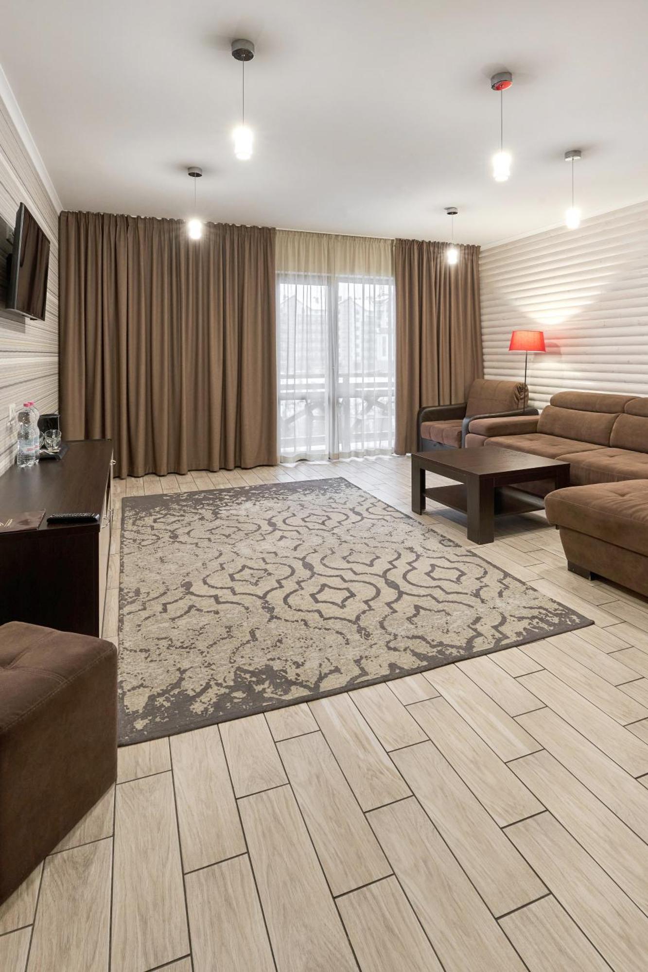 Zaporizʹka Sich Hotel Буковел Екстериор снимка