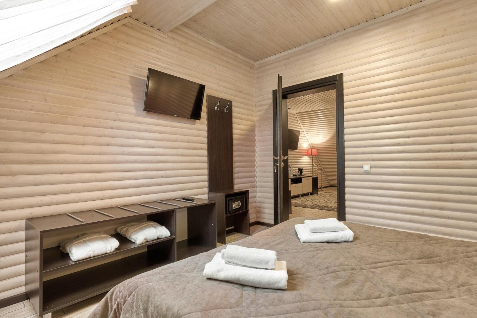 Zaporizʹka Sich Hotel Буковел Екстериор снимка