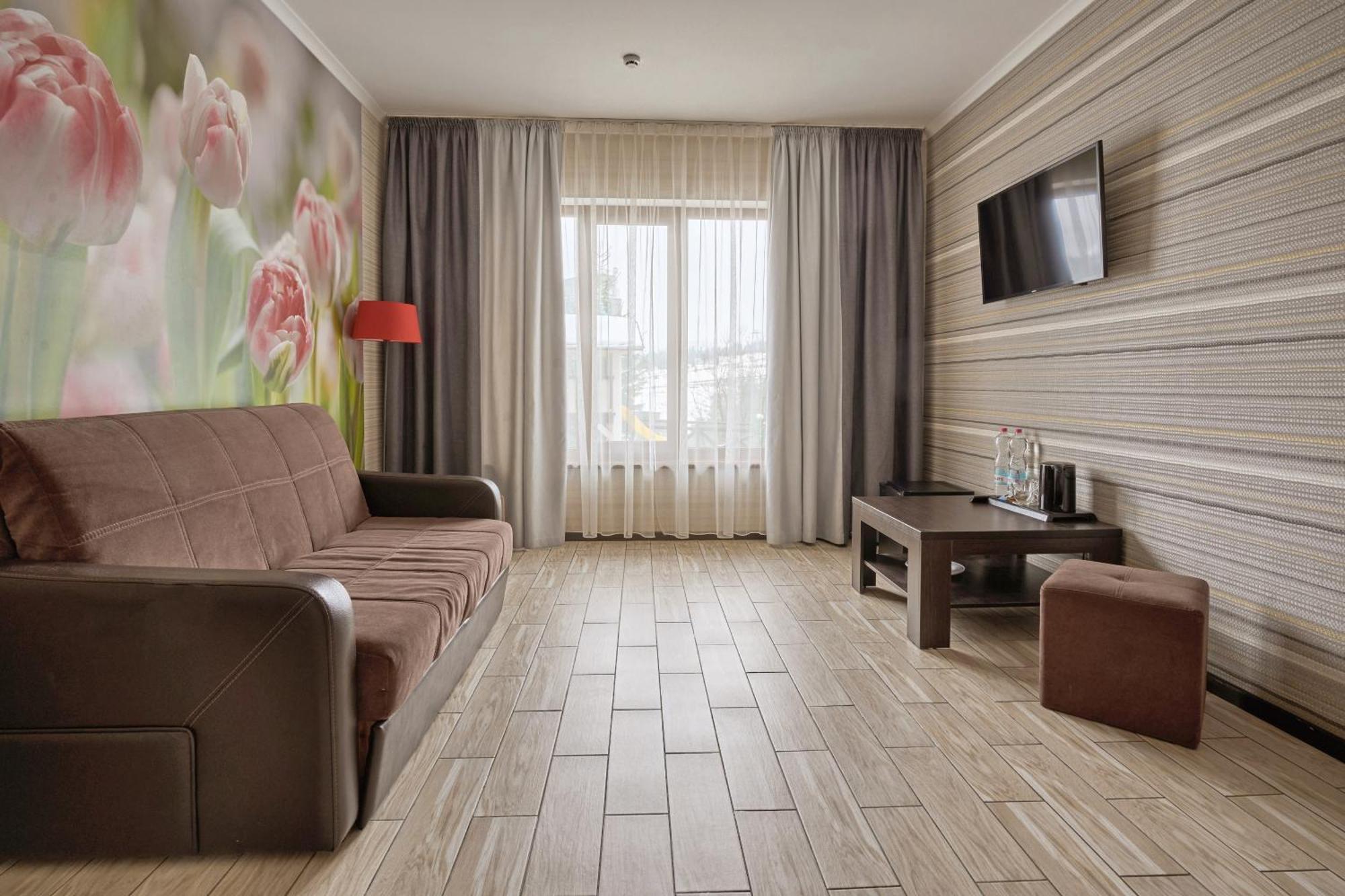 Zaporizʹka Sich Hotel Буковел Екстериор снимка