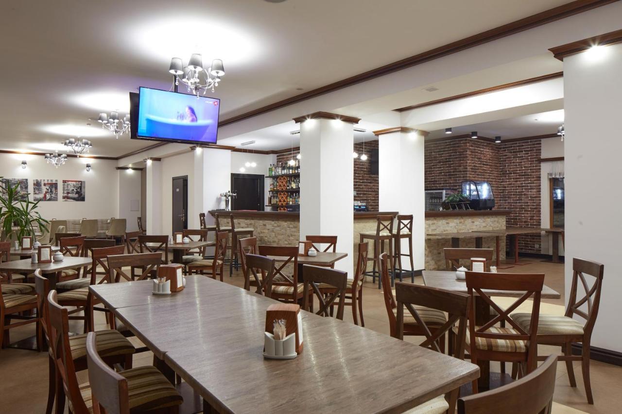Zaporizʹka Sich Hotel Буковел Екстериор снимка